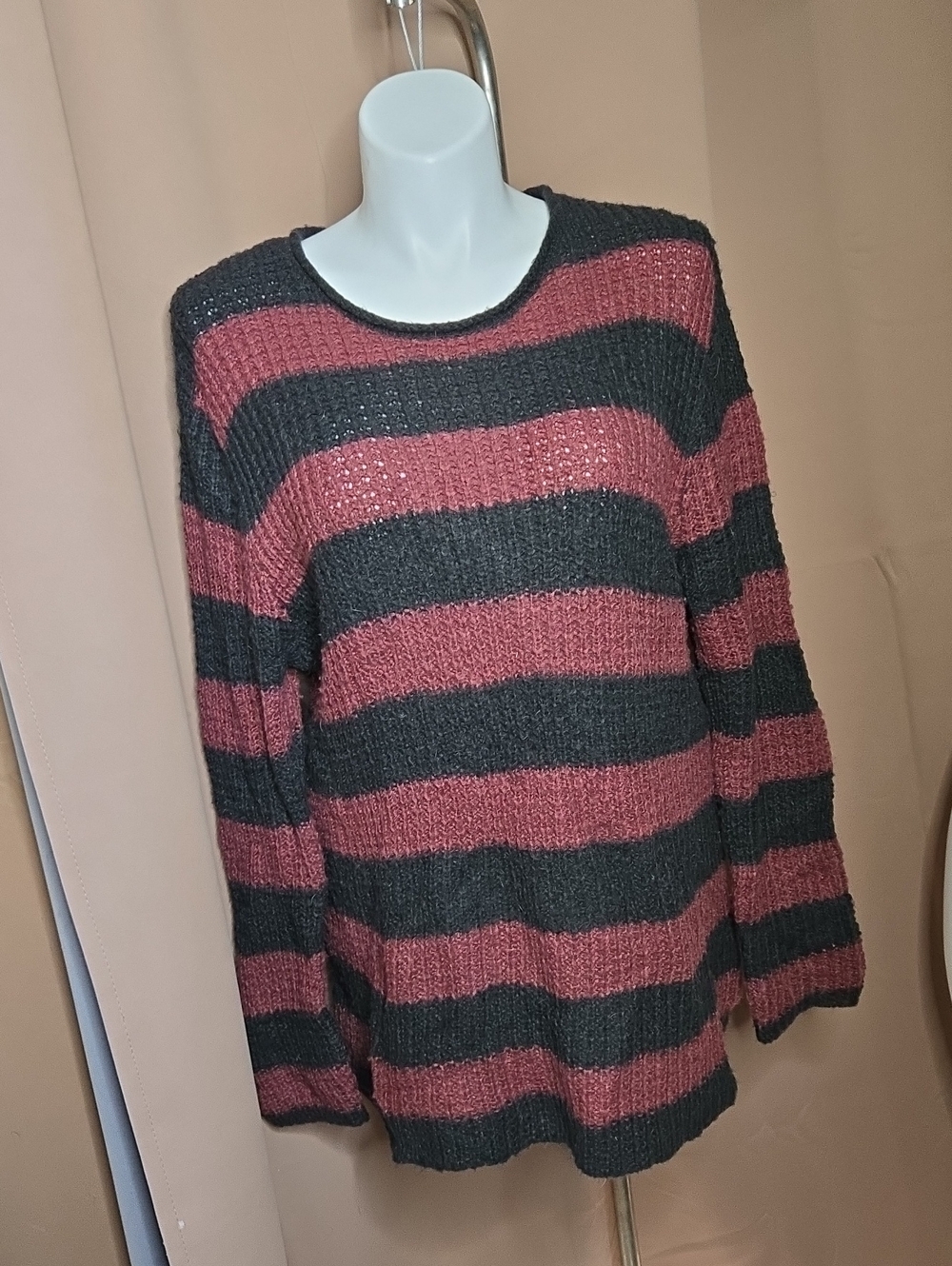 H&M Divided Chunky Striped Sweater in Burgundy and Charcoal